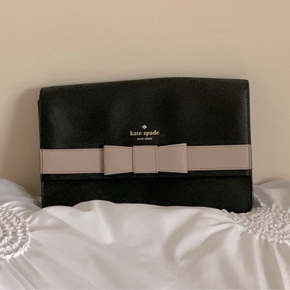 kate spade Handbags - KATE SPADE NEW YORK ♠️ pink black bow crossbody shoulder bag saffiano leather